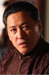 许爸爸（王志华饰演）