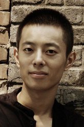 郝运成（柳明明饰演）