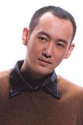 华扬生（张磊饰演）