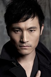 郎小泉（耿乐饰演）