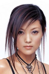 金彩霞（谢雨欣饰演）