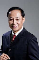 叶文祥（周野芒饰演）