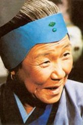 刘姥姥（沙玉华饰演）
