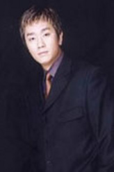 周军（含笑饰演）