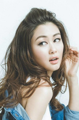 岑丽香（岑丽香饰演）
