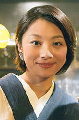 ママ（小池荣子饰演）