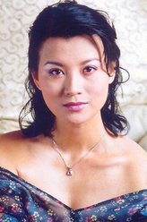 简芳（史兰芽饰演）