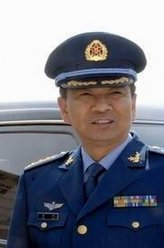 陈宁（周小斌饰演）