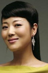 荷花（王茜华饰演）