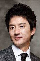 陈思宇（郑俊浩饰演）