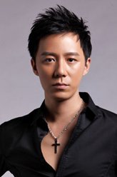 周通（王茂蕾饰演）