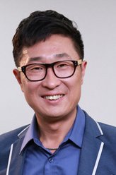 李德意（林永健饰演）