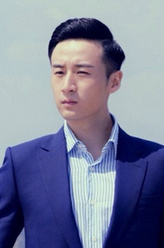 丁思聪（胡文饰演）