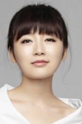 林芳（代乐乐饰演）