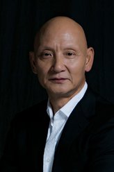 呼里图（杜玉明饰演）