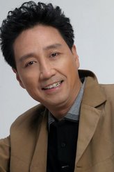 何宛东（周舟饰演）