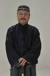 周老财（范伟饰演）