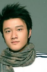 王海洋(少年)（郭鹏饰演）