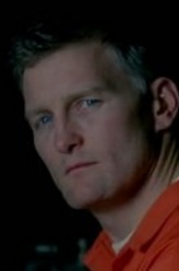 Daniel Ryker（蔡斯·凯利饰演）