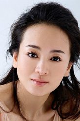 何莉（涓子饰演）