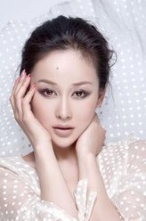 方七娘（周扬饰演）