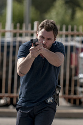 Adam Ruzek（帕特里克·约翰·弗鲁格饰演）