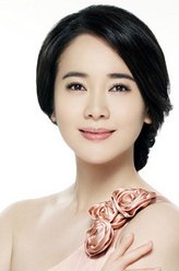 娟子（左小青饰演）