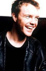 Ciarán McMenamin（Ciarán McMenamin饰演）