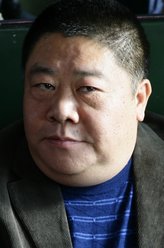 陈自强（刘金山饰演）