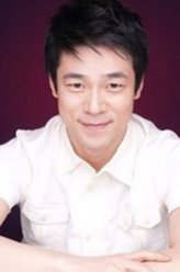 李成俊（李成俊饰演）