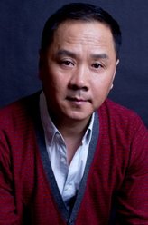 冯祥龙（曹力饰演）