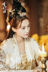 七雪/晚媚（李一桐饰演）