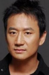 张大粮（初星一饰演）