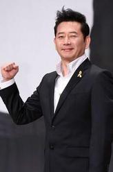 赵相泽（全光烈饰演）