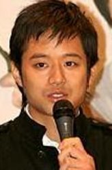 金民浩（千正明饰演）