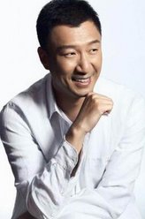 管军（孙红雷饰演）