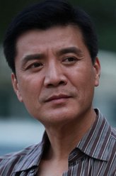 常健（刘之冰饰演）