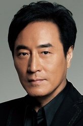 许伯涛（杨立新饰演）