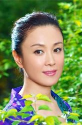 何秀蓉（傅艺伟饰演）
