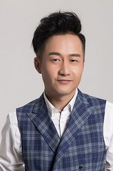 郑大冠（岳旸饰演）