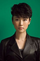 皇后（杨明娜饰演）