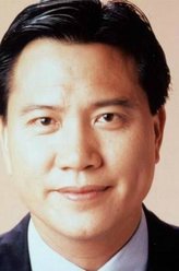 杨志明（万梓良饰演）