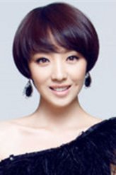 安露（刘晓洁饰演）